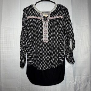 Skies Are Blue Tunic Top L Black White Geometric Roll Tab Sleeve 34126
